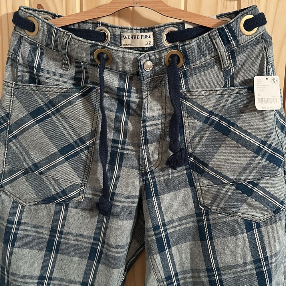 We The Free Blue Plaid Relaxed Women's Jeans - Picture 10 of 12
